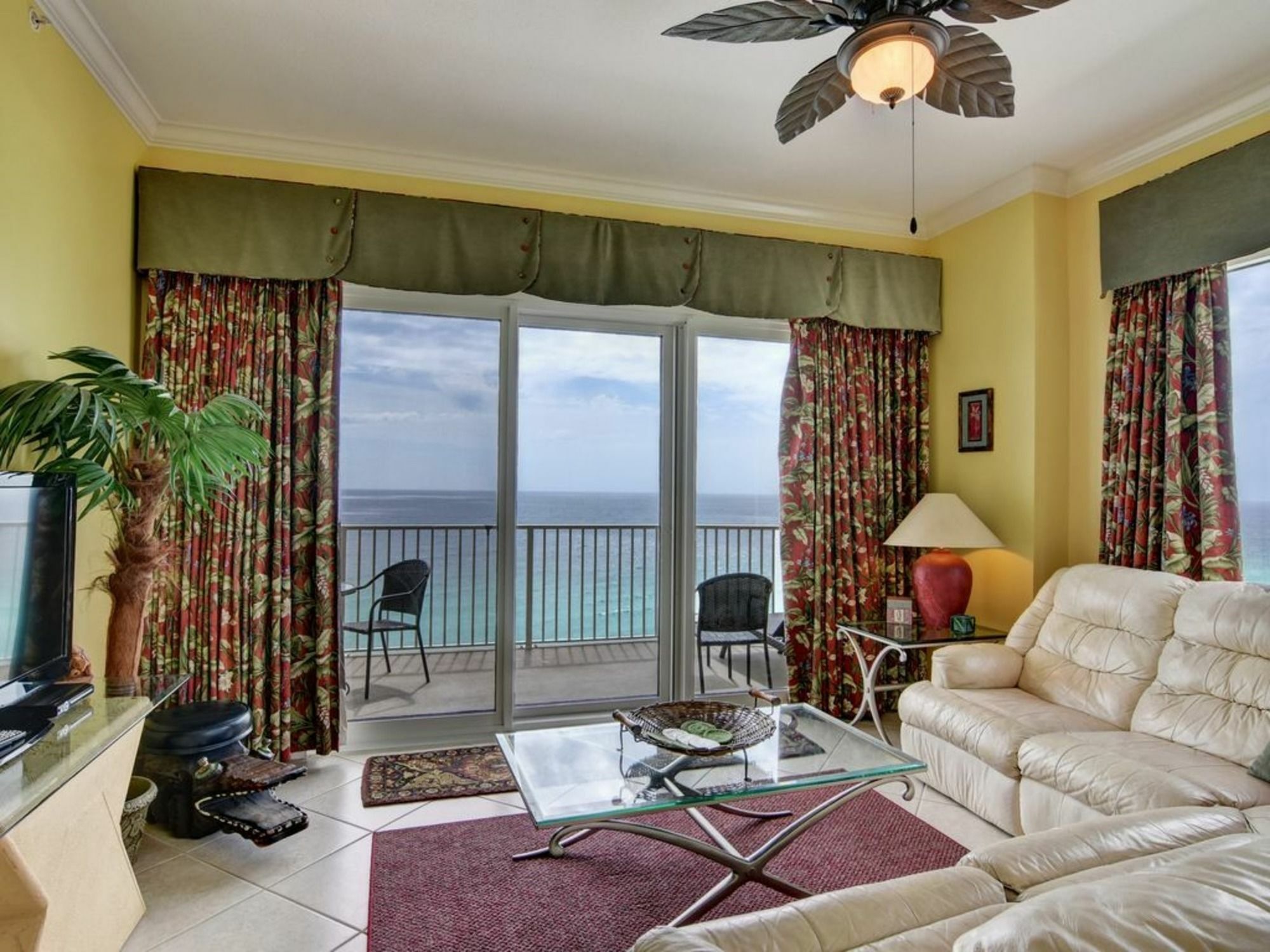 Grandview East 1505 3 Bedroom 2 Bath On The By Redawning 3*